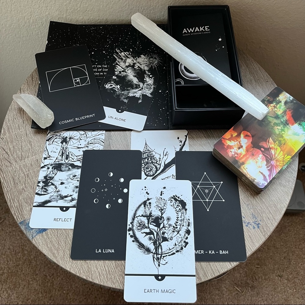AWAKE Inner Wisdom Tarot/Oracle Card Deck w/ Selenite Wand & Potion Bottles